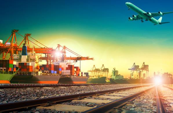 日照港船運作為中國重要的港口之一，發揮著巨大的作用