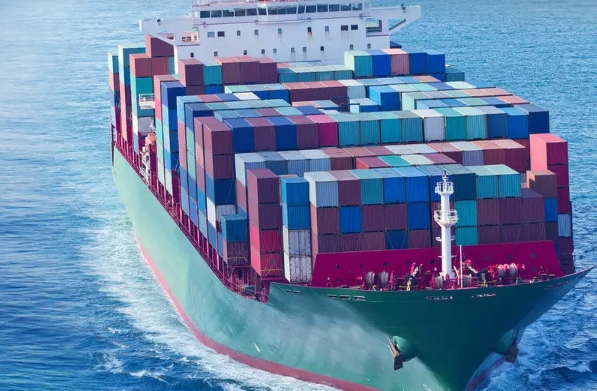 隨著全球化進程的推進，貨代行業(yè)將迎來更加廣闊的發(fā)展空間