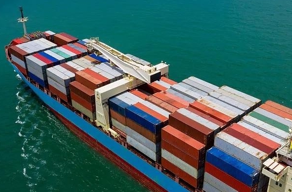 面對未來的挑戰和機遇，國際海運物流行業需不斷創新和提升自身實力